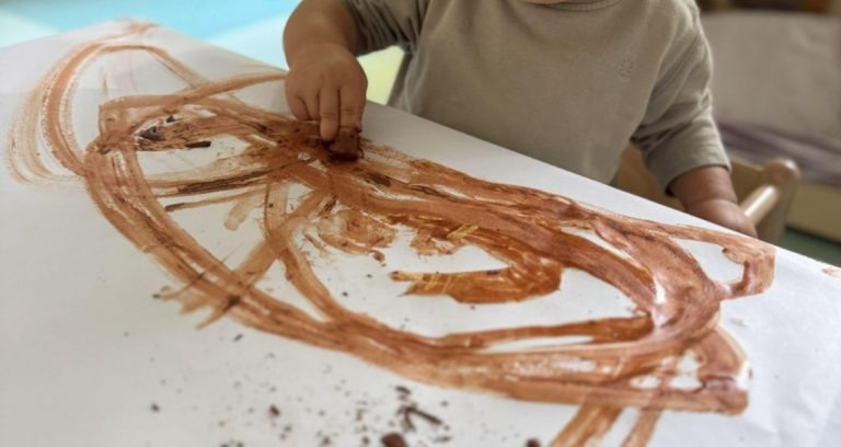 coloriamo con il fango marrone